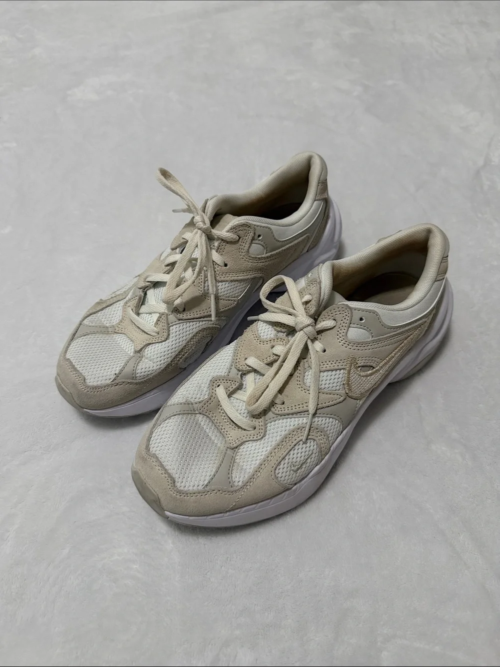 Nike Cream & White Retro Runner Sneakers